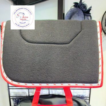 Saddle Pad - Black Red